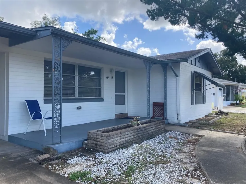 2375 Poinsettia Drive Orange City FL 32763