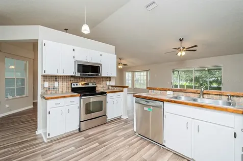 4103 Silvermoon Drive Plant City FL 33566
