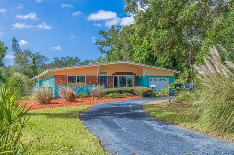 1736 Fairway Avenue S St Petersburg FL 33712