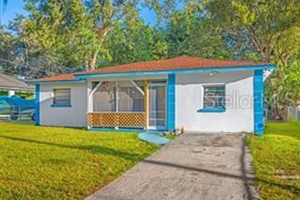 2212 E Fern Street Tampa FL 33610