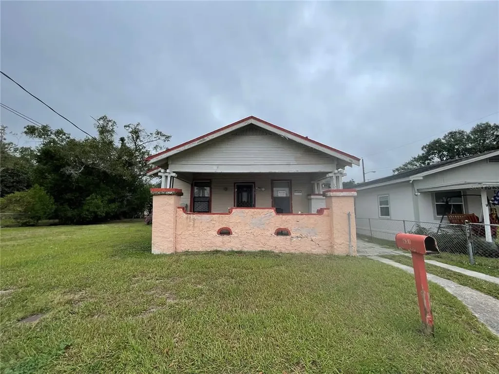 631 W 6th Street Lakeland FL 33805