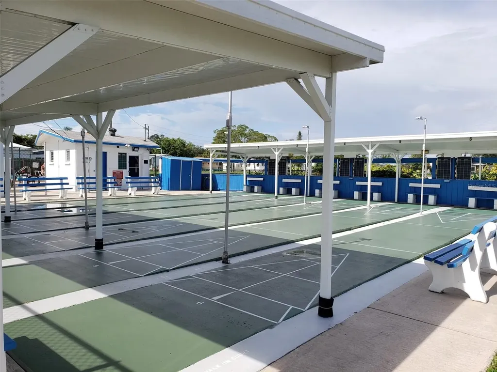 608 51st Avenue W Bradenton FL 34207