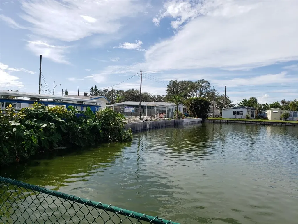 608 51st Avenue W Bradenton FL 34207