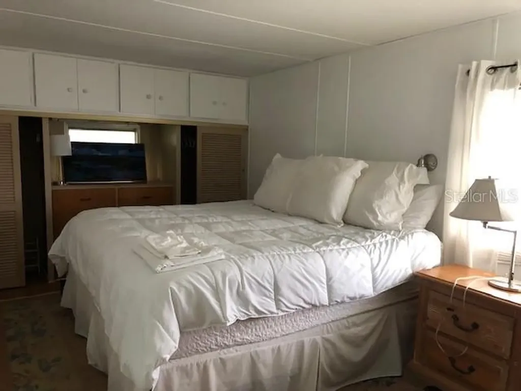 608 51st Avenue W Bradenton FL 34207