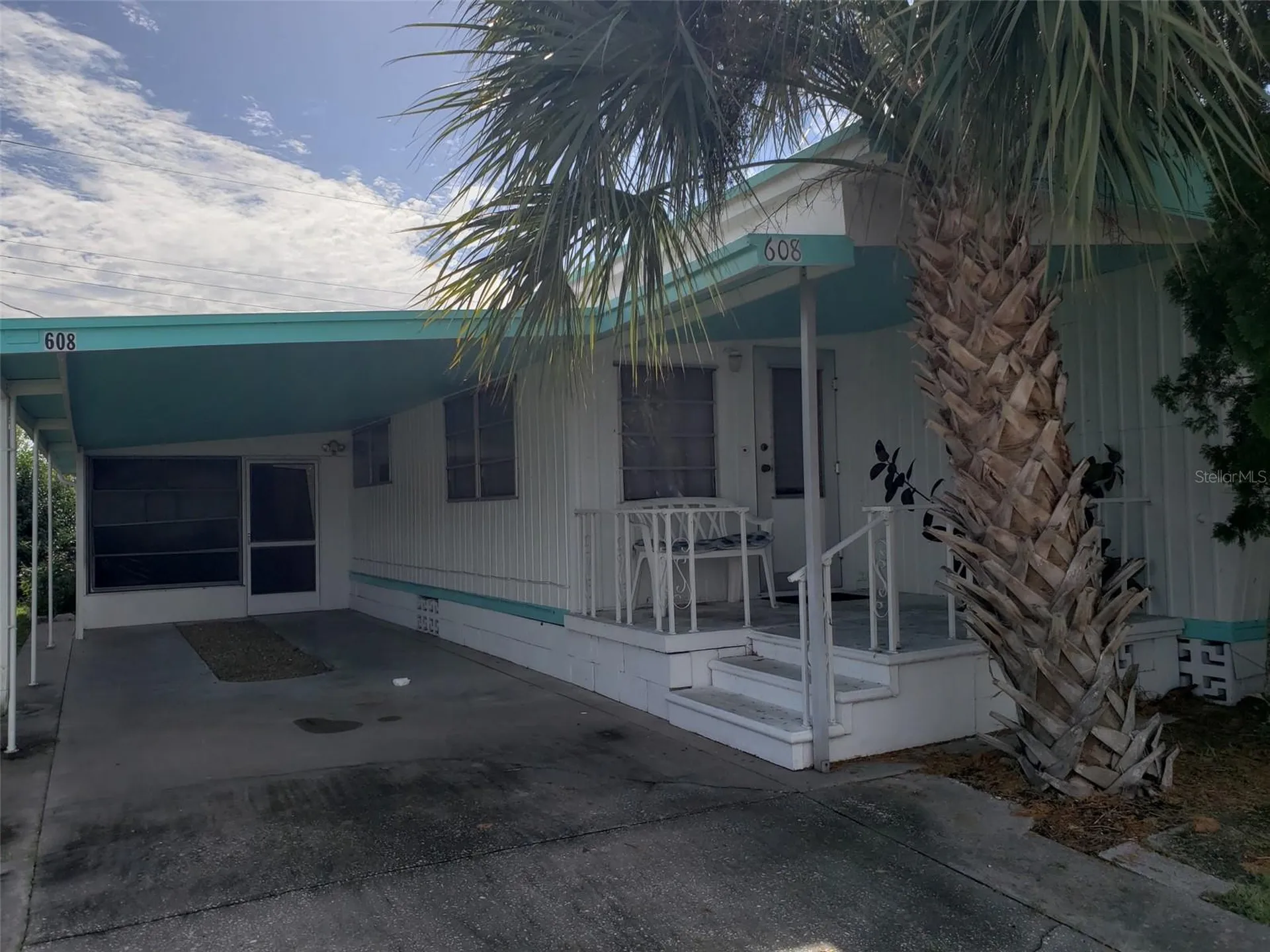 608 51st Avenue W Bradenton FL 34207