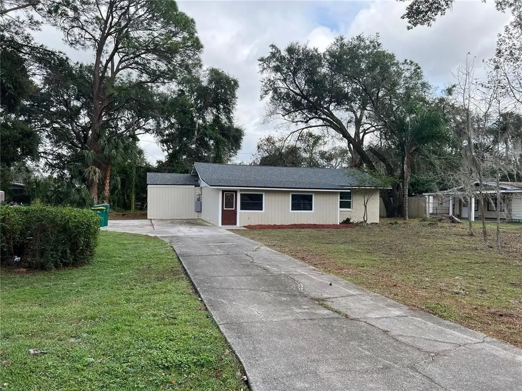 615 King Street Eustis FL 32726