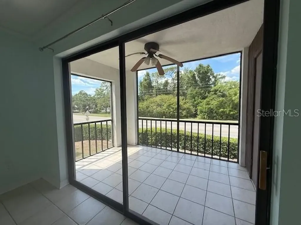 2737 Enterprise Road E Clearwater FL 33761