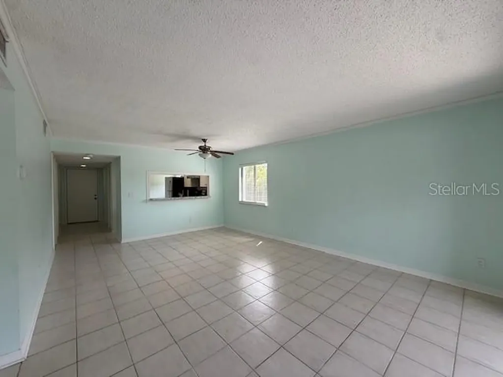2737 Enterprise Road E Clearwater FL 33761