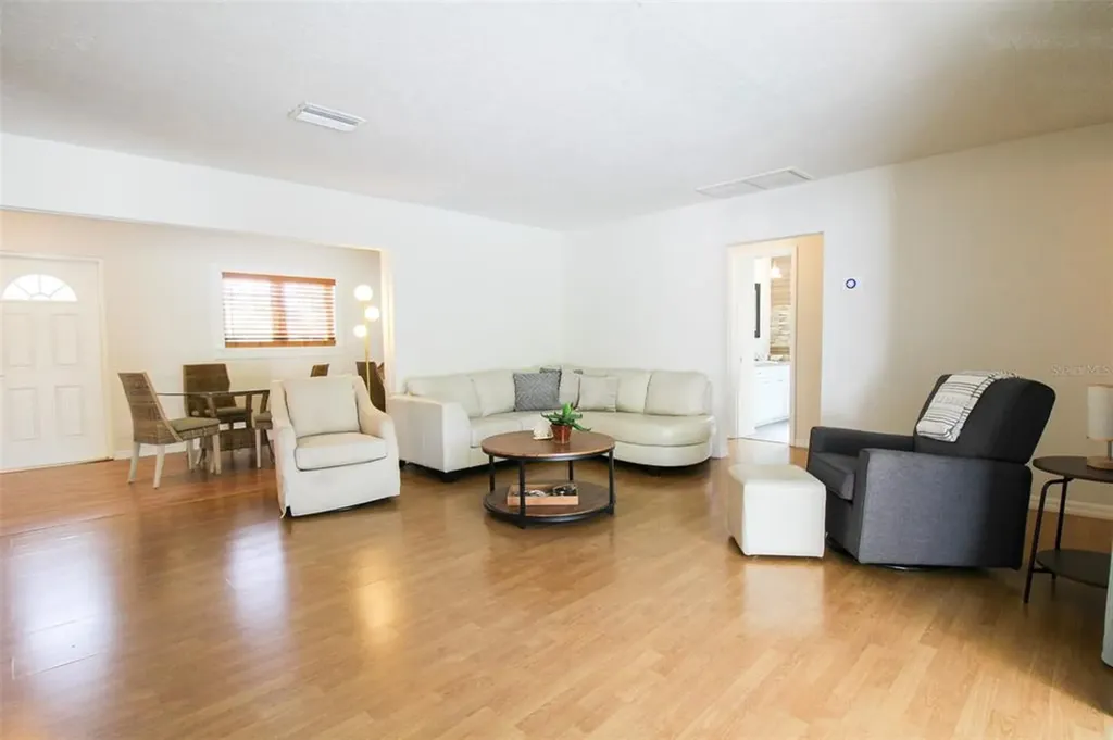 3223 Rowena Street Sarasota FL 34231