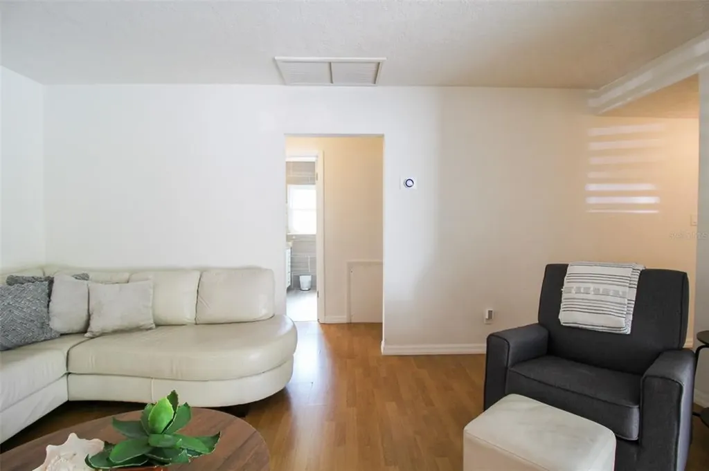 3223 Rowena Street Sarasota FL 34231