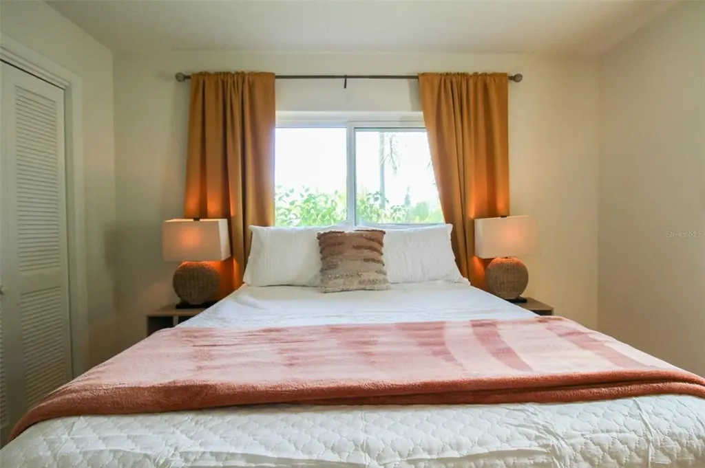 3223 Rowena Street Sarasota FL 34231