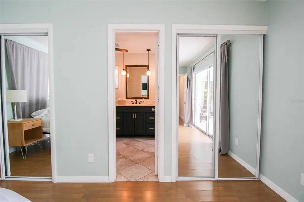 3223 Rowena Street Sarasota FL 34231
