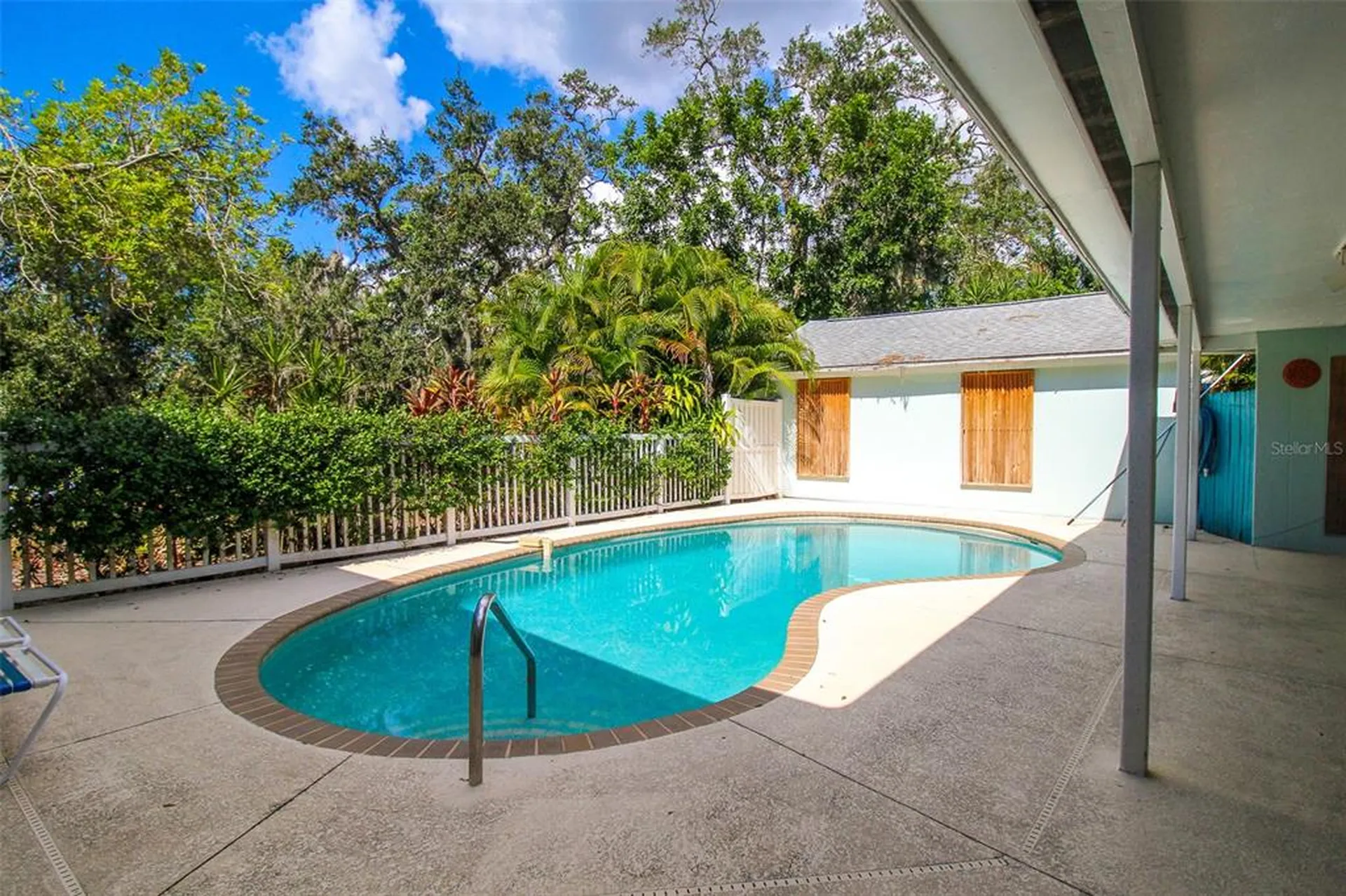 3223 Rowena Street Sarasota FL 34231