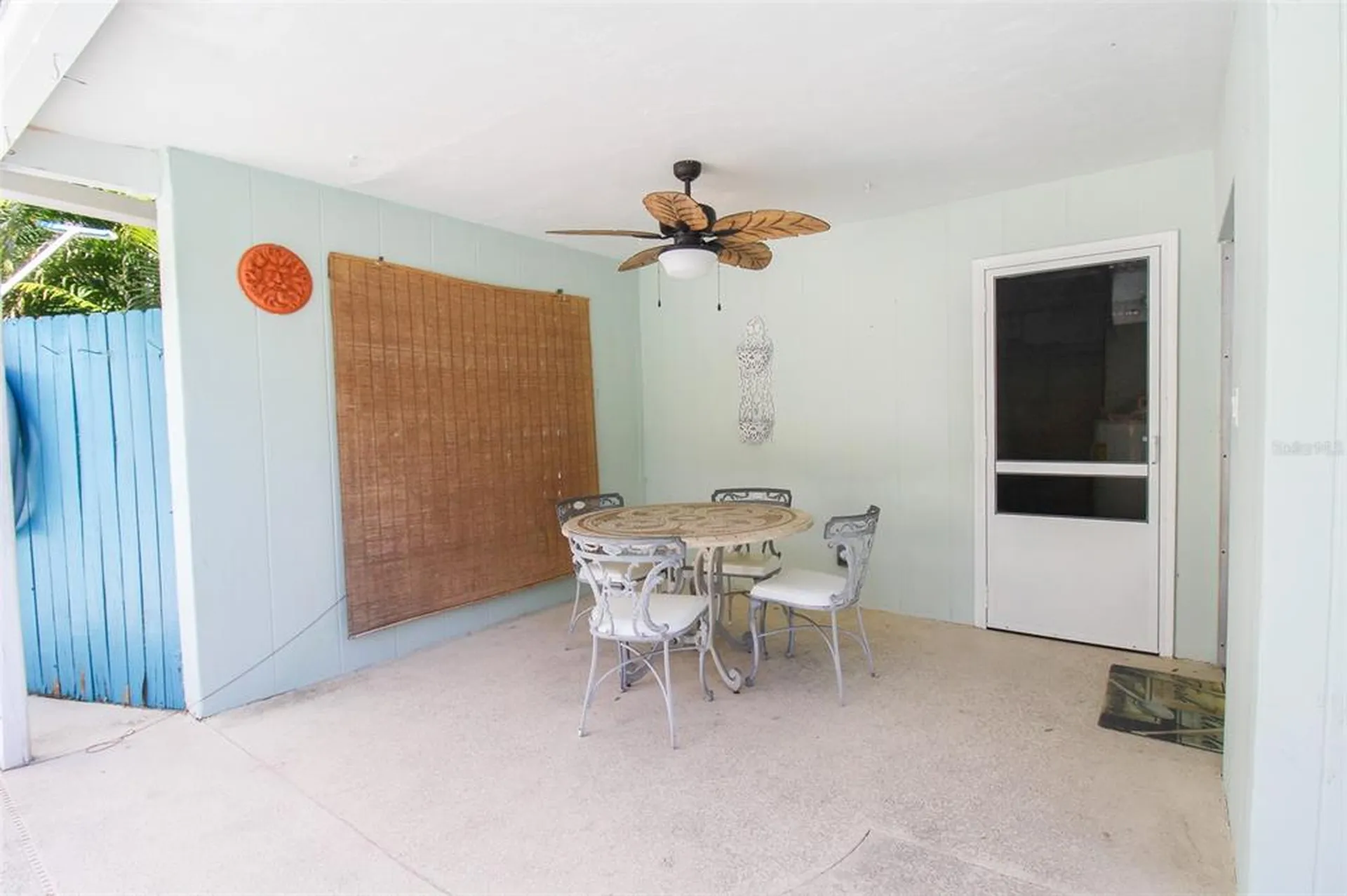 3223 Rowena Street Sarasota FL 34231