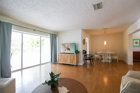 3223 Rowena Street Sarasota FL 34231