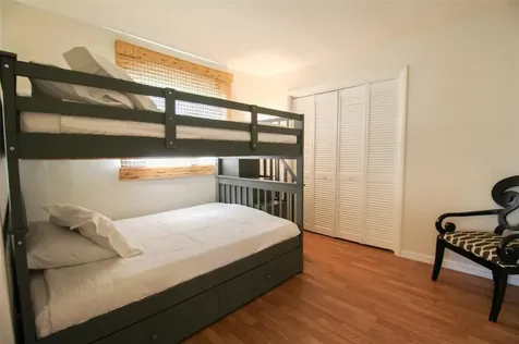 3223 Rowena Street Sarasota FL 34231