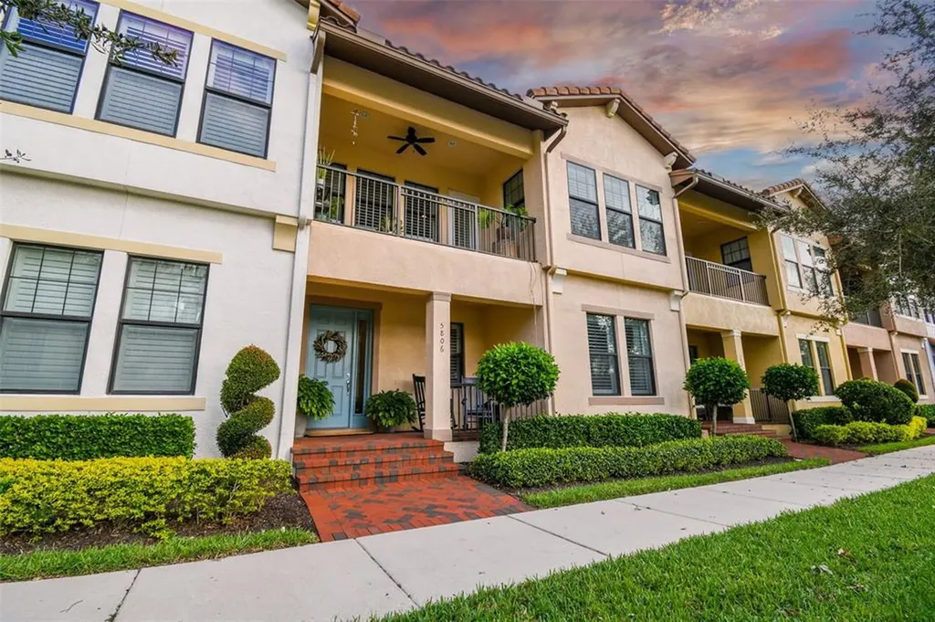 5806 Yeats Manor Drive Tampa FL 33616