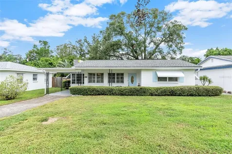 5417 49th Avenue N St Petersburg FL 33709
