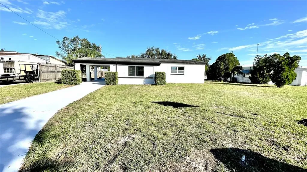519 Stanley Avenue Frostproof FL 33843