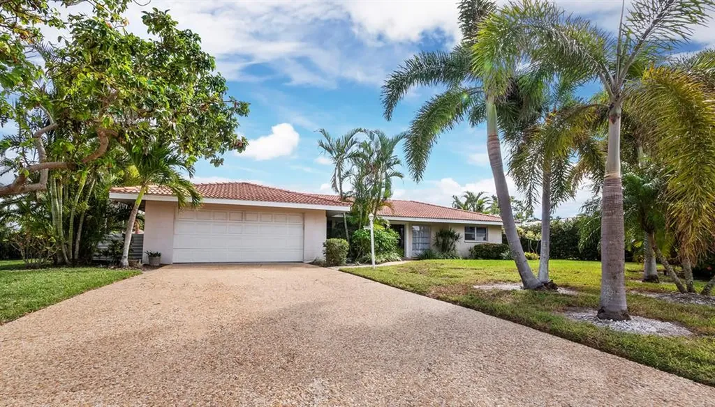 510 Chipping Lane Longboat Key FL 34228