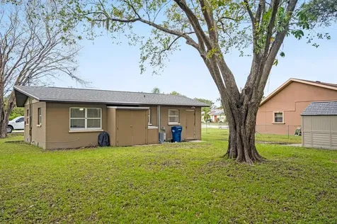 2706 3rd Avenue E Palmetto FL 34221