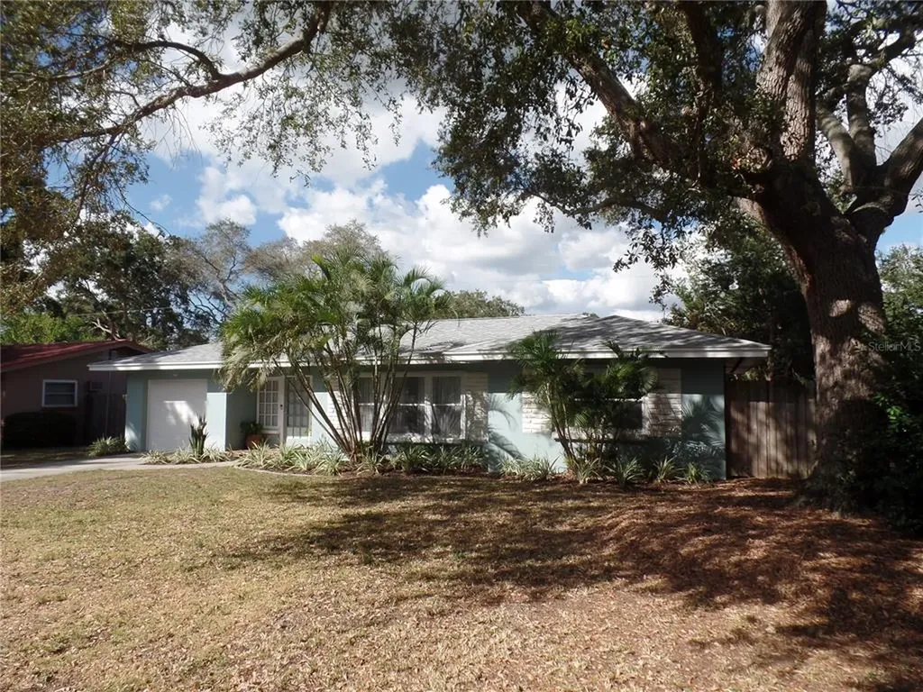1600 Sherwood Street Clearwater FL 33755