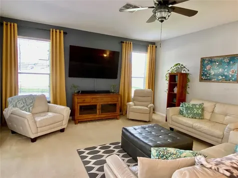 4887 Fells Cove Avenue Kissimmee FL 34744