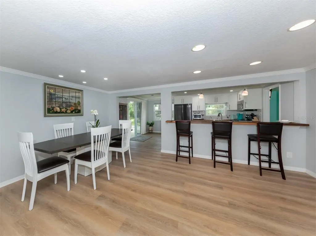 6115 Carlton Avenue Sarasota FL 34231