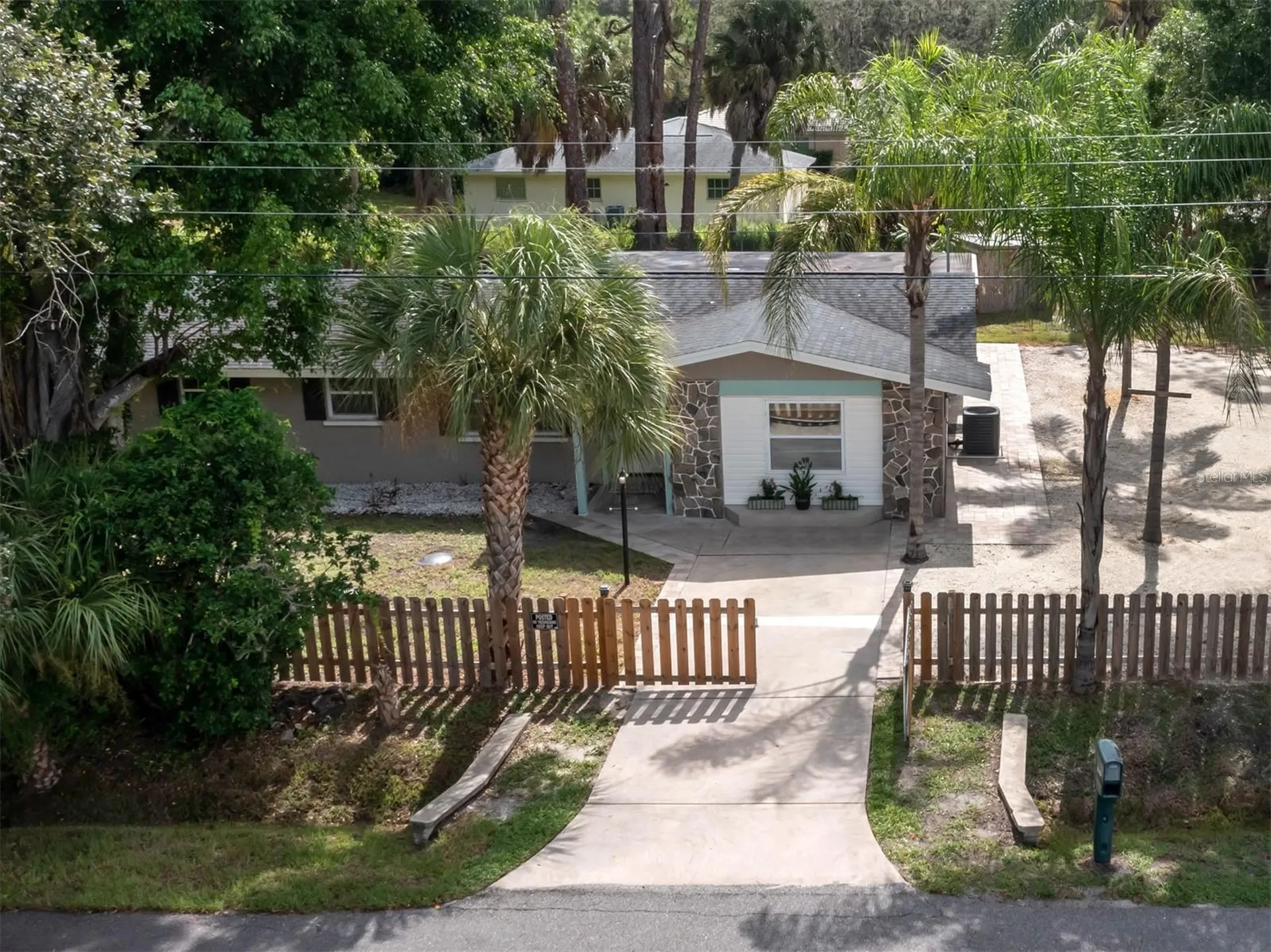 6115 Carlton Avenue Sarasota FL 34231
