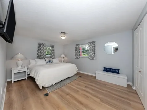 6115 Carlton Avenue Sarasota FL 34231