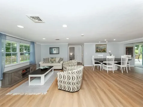 6115 Carlton Avenue Sarasota FL 34231