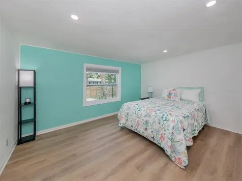 6115 Carlton Avenue Sarasota FL 34231