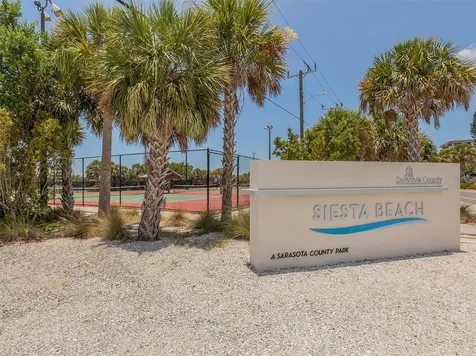 6115 Carlton Avenue Sarasota FL 34231