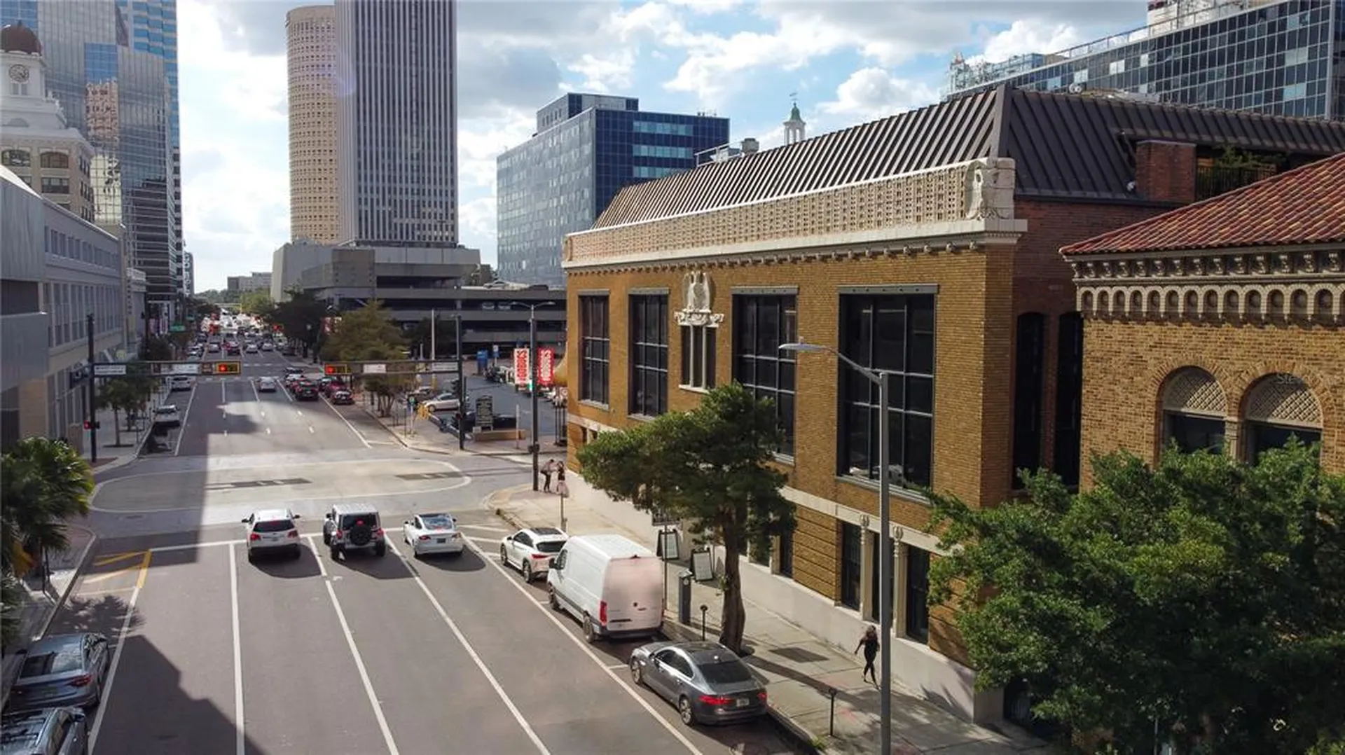 Tampa FL, 500 E Kennedy Boulevard, Unit 200