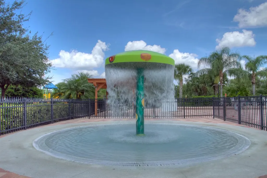 905 Fairway Cove Lane Bradenton FL 34212