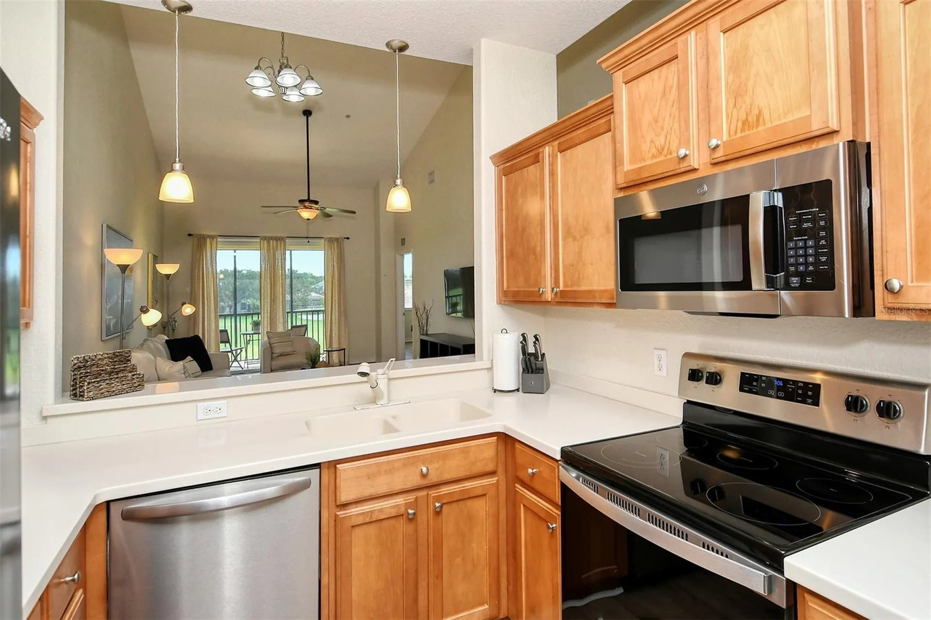 905 Fairway Cove Lane Bradenton FL 34212