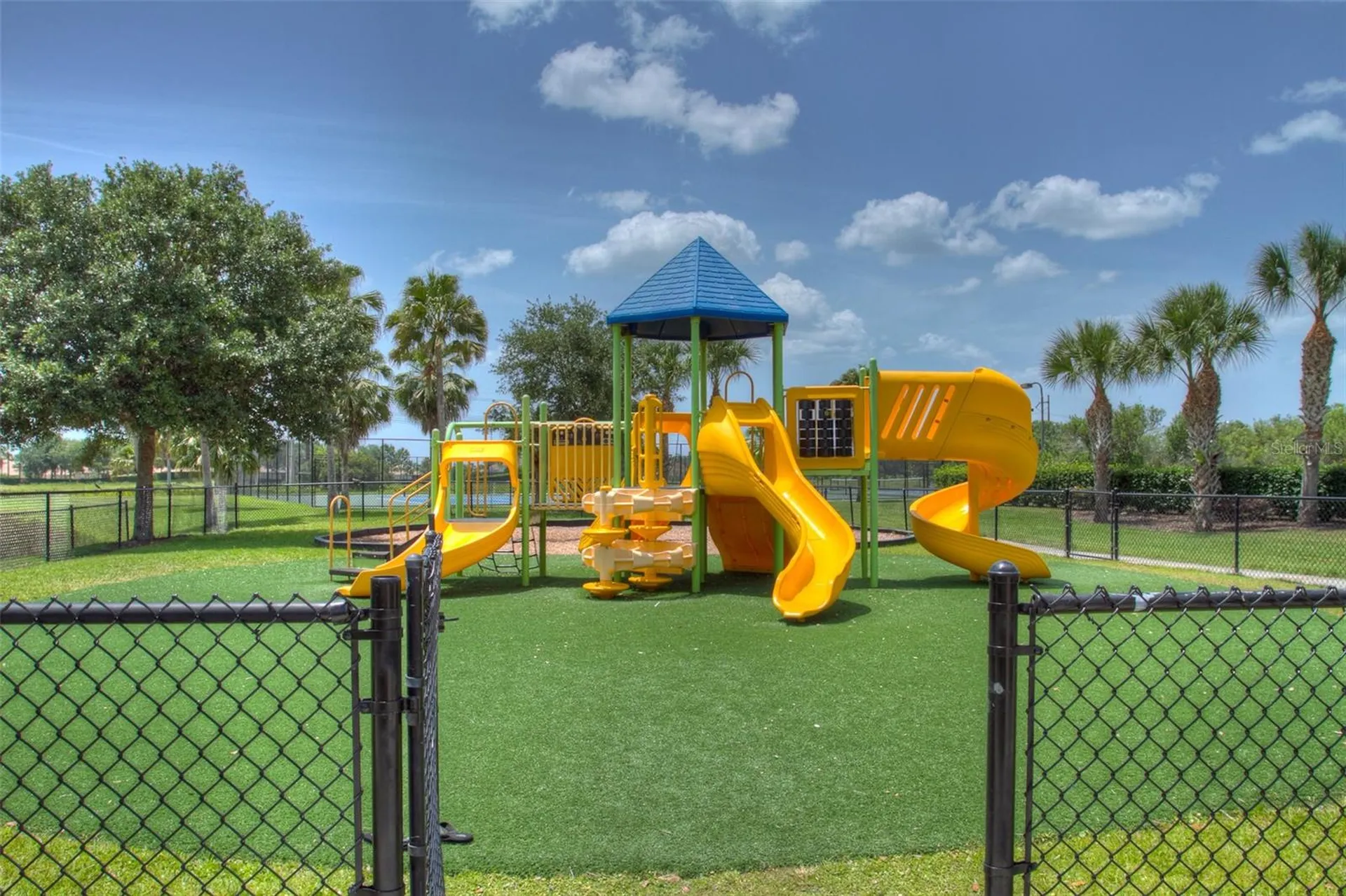 905 Fairway Cove Lane Bradenton FL 34212
