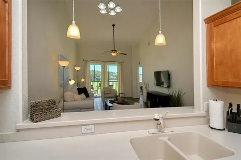 905 Fairway Cove Lane Bradenton FL 34212