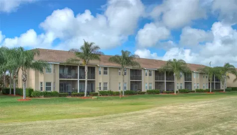 905 Fairway Cove Lane Bradenton FL 34212