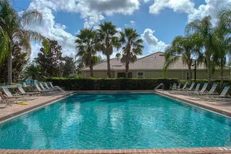 905 Fairway Cove Lane Bradenton FL 34212