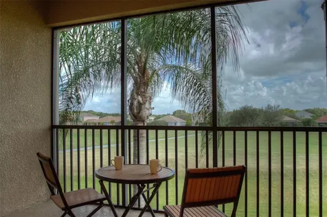 905 Fairway Cove Lane Bradenton FL 34212