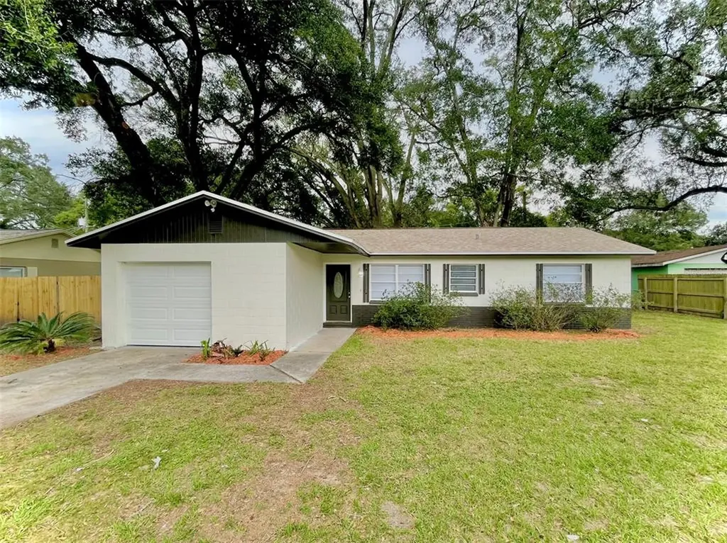 2208 Margaret Elaine Avenue Seffner FL 33584