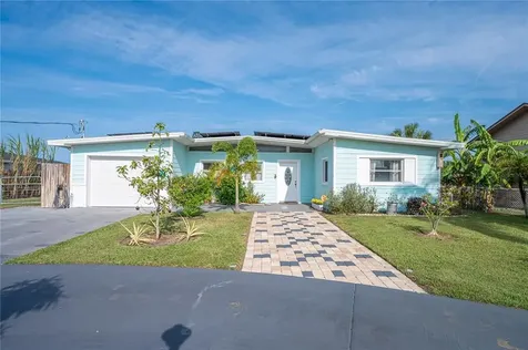 815 Blue Heron Boulevard Ruskin FL 33570