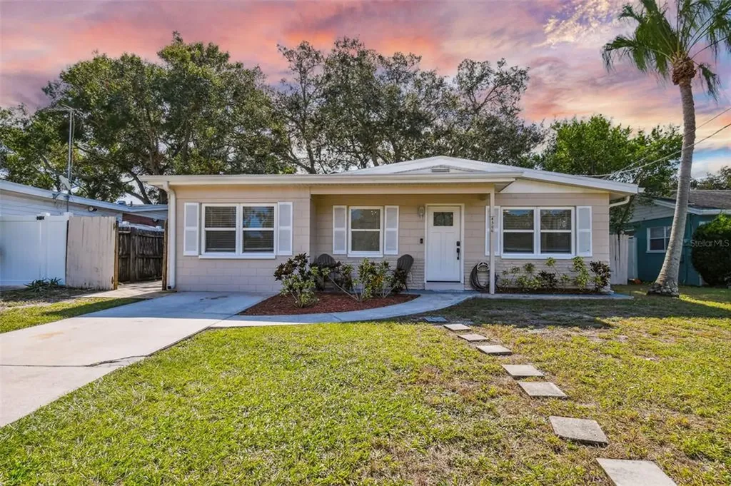 4506 W Pearl Avenue Tampa FL 33611