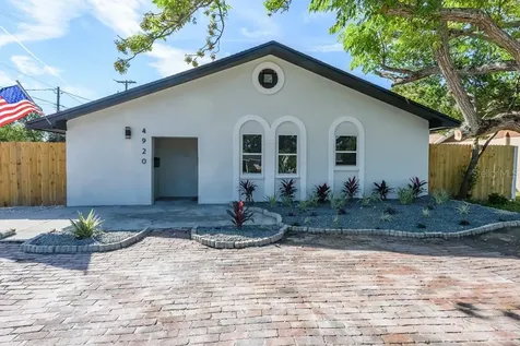 4920 30th Avenue N St Petersburg FL 33710
