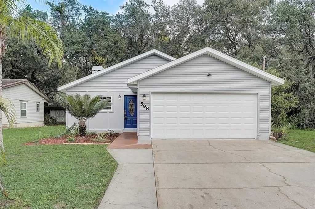 598 Buckingham Avenue W Oldsmar FL 34677