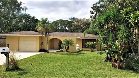 4925 Almanza Avenue Sarasota FL 34235