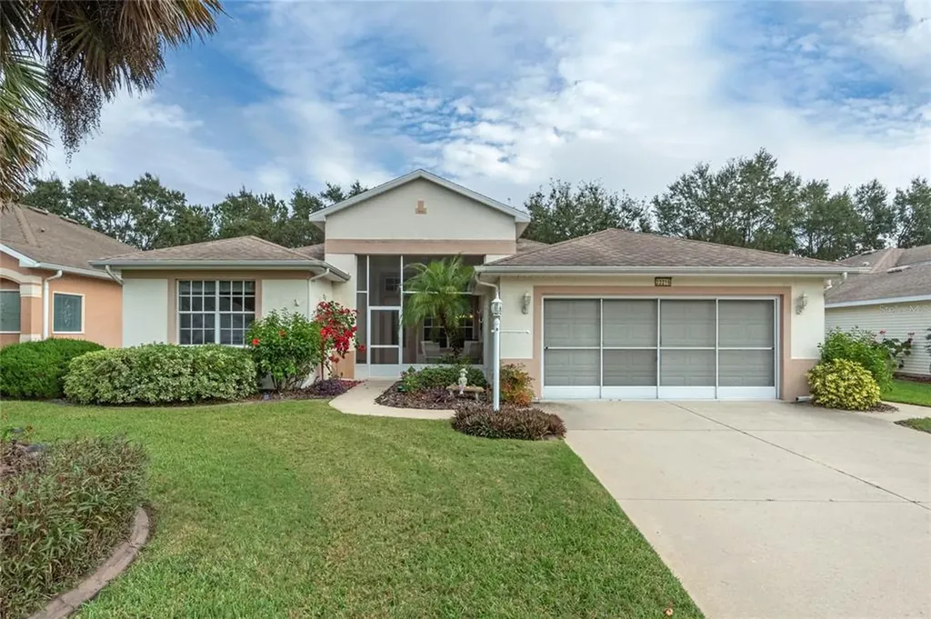 22216 Caledonia Drive Leesburg FL 34748