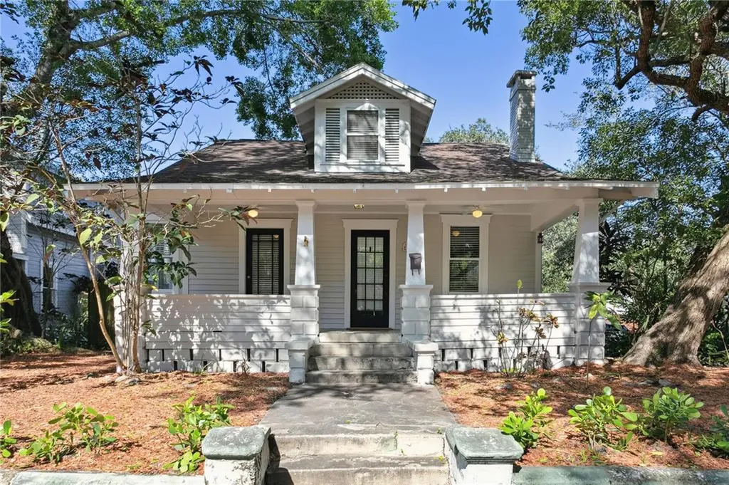 801 10th Avenue S St Petersburg FL 33701