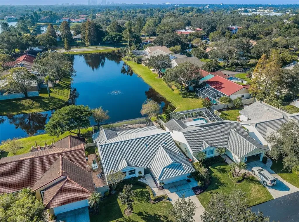 636 Quintana Place NE St Petersburg FL 33703